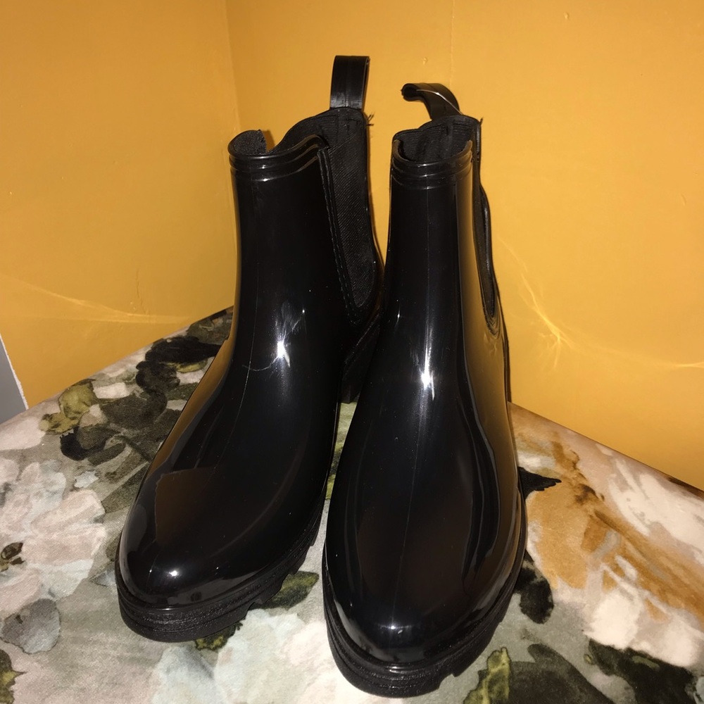 Glossy Black Rain Boots